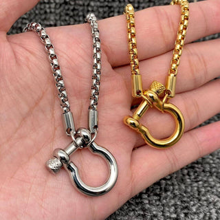 18K Gold Plated Stainless Steel Horseshoe Shackle Charm Necklace