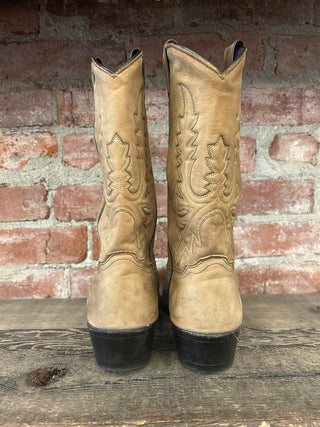 Amazonas Cowboy Boots Women's Size 8