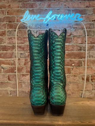 Coral Women’s Cowboy Boots Size 9